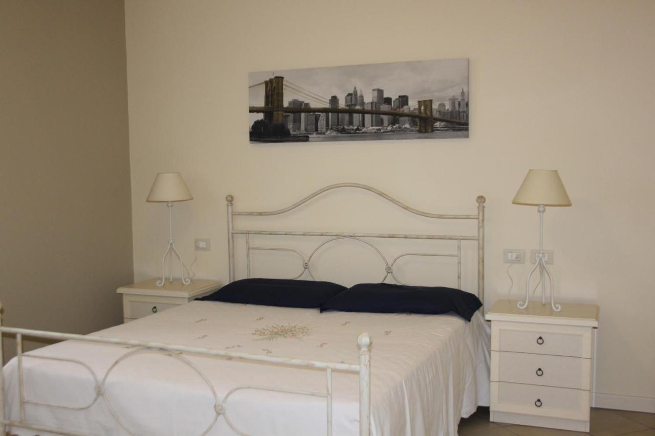 Ferienwohnung Casa Vacanza Dei Re-By Goccia Di Lago Moniga del Garda Exterior foto